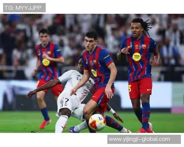 中超激战巴萨惊险逆转里昂4-3胜利引发全场热议与数据分析