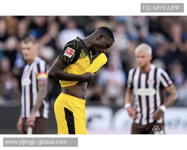 德甲精彩对决多特蒙德大胜里昂红牌事件引发全场热议与十大进球回顾