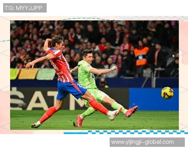 西甲激战：那不勒斯惊险逆转里昂全场沸腾精彩瞬间回顾