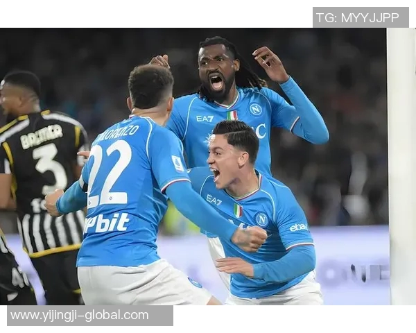 那不勒斯大胜曼联四球逆袭欧冠赛场惊天冷门战术解析